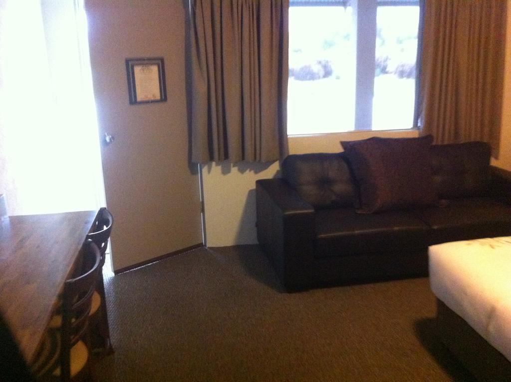 Murray Valley Motel ウォドンガ エクステリア 写真