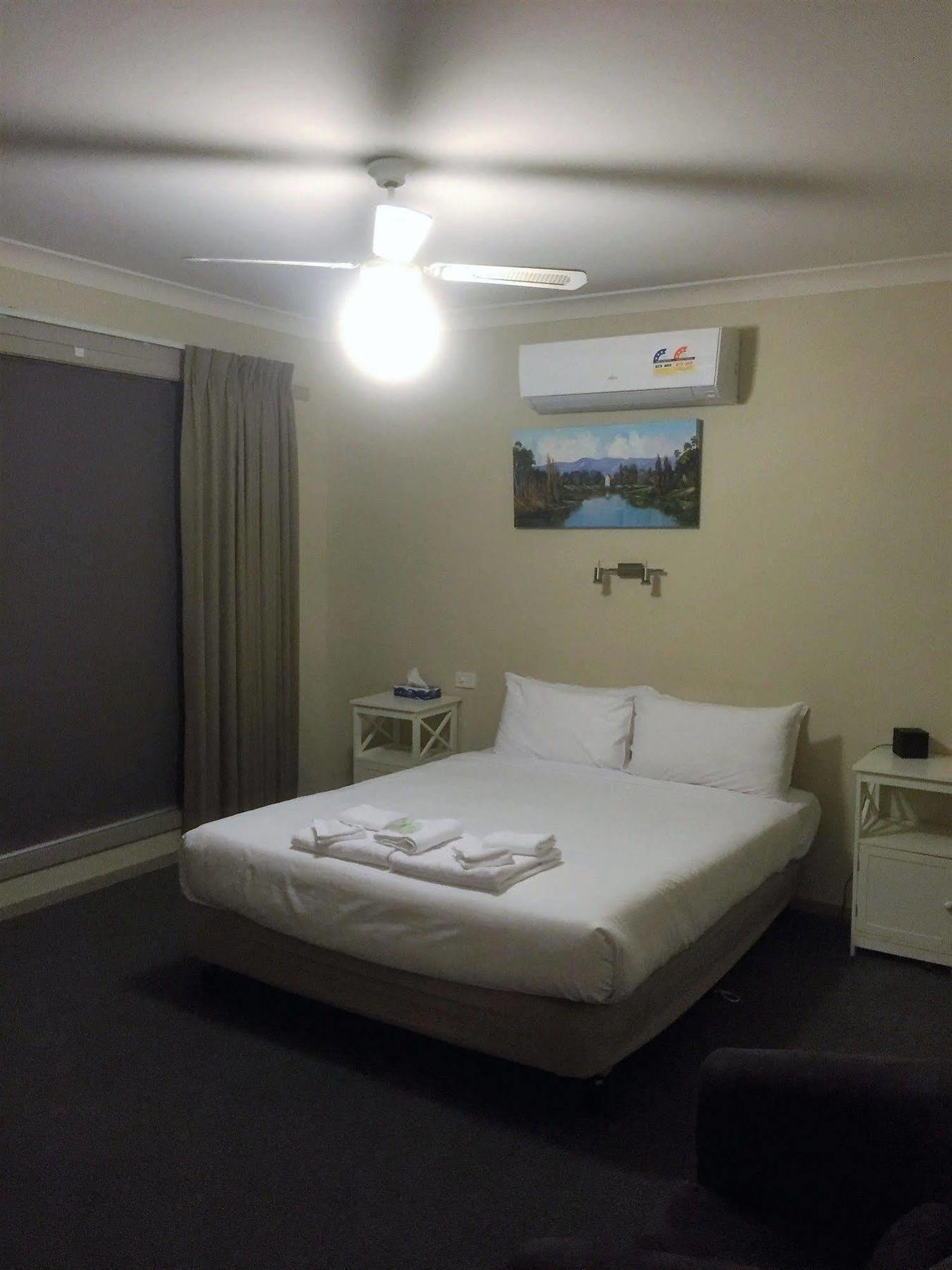 Murray Valley Motel ウォドンガ エクステリア 写真