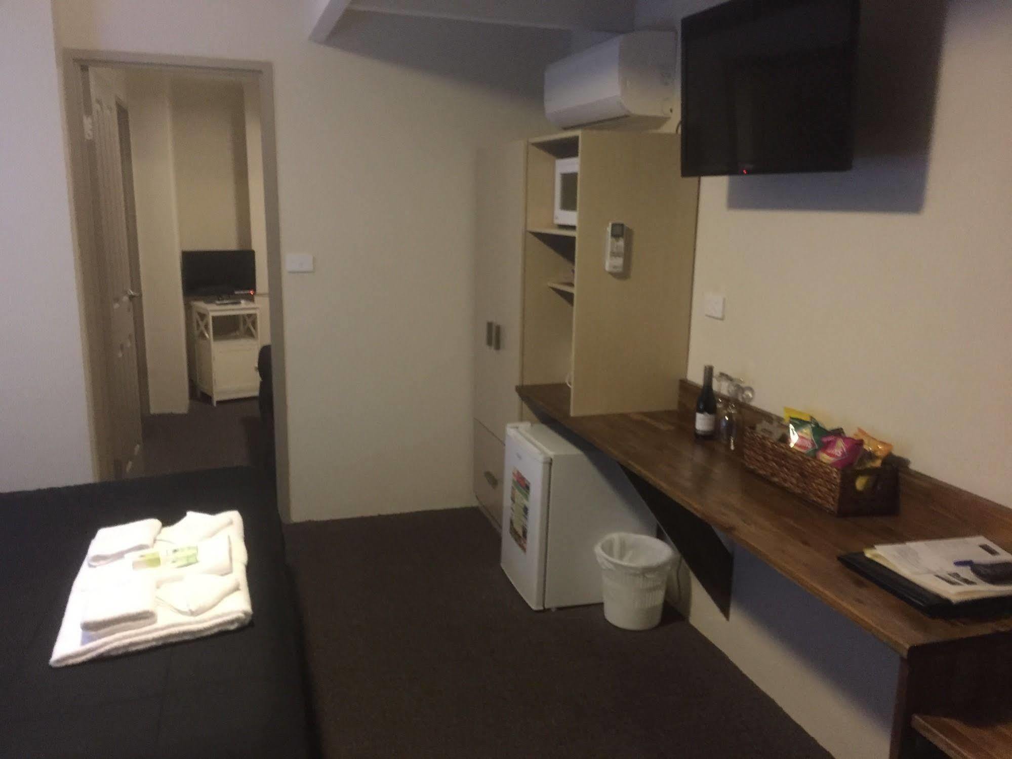 Murray Valley Motel ウォドンガ エクステリア 写真